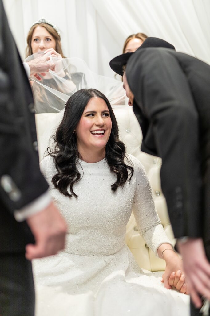 Beth Beth Avraham of Toronto ceremony and reception photographed by Sherr Weddings.
